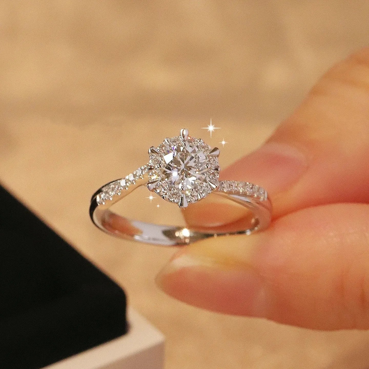 Lumilux Snowflake Moissanite Ring | 1ct PT950 Platinum | Women's Fine Jewelry