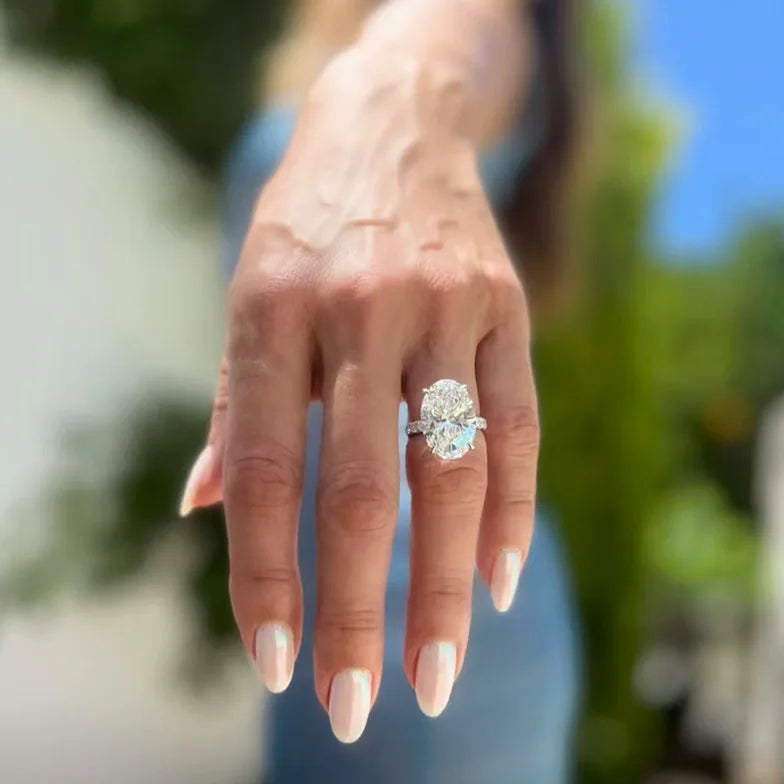 Luxury Oval 15Ct Lab Moissanite Diamond Ring 925