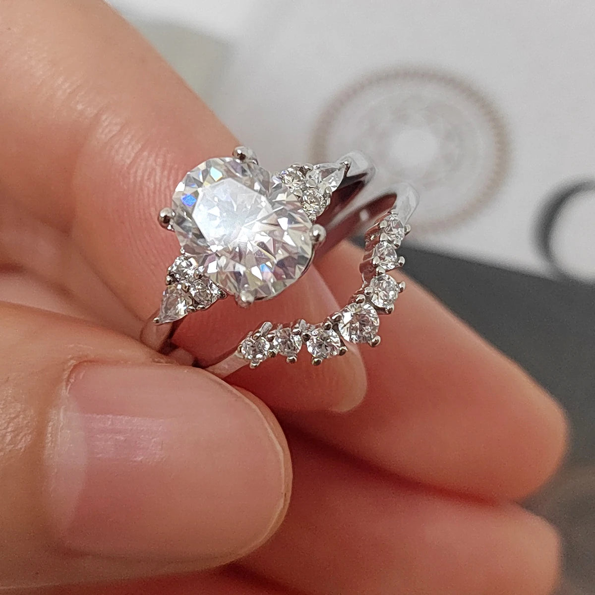 7x9MM Oval Moissanite Two Rings with Certificate