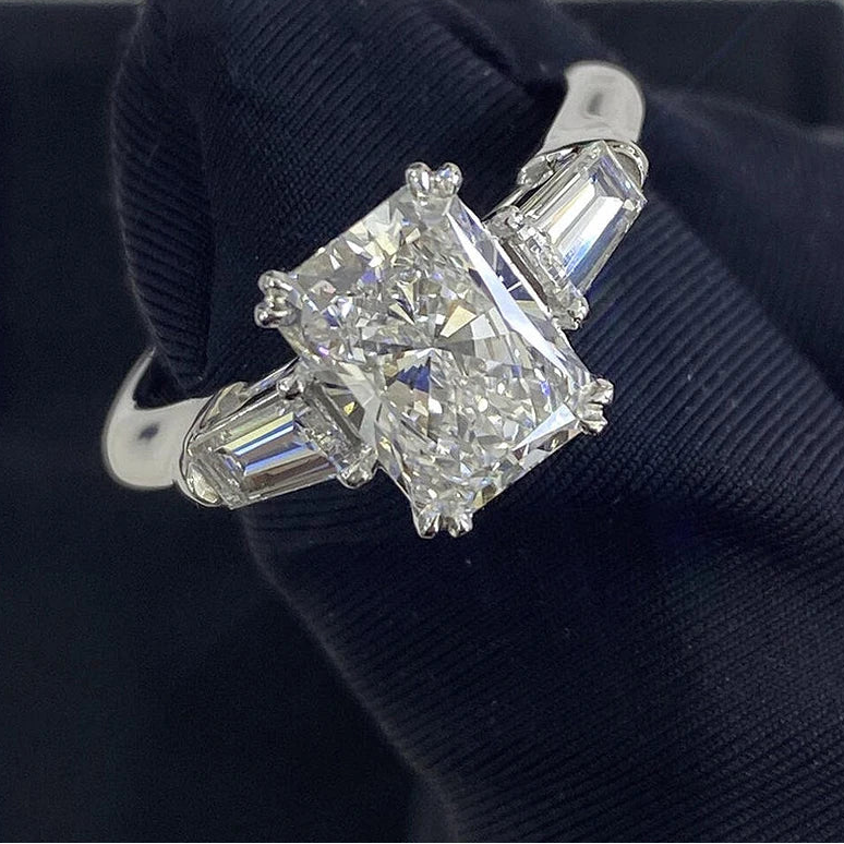 D Color VVS1 Moissanite Engagement Ring | Radiant & Emerald Cut | 1–4CT | 925 Sterling Silver