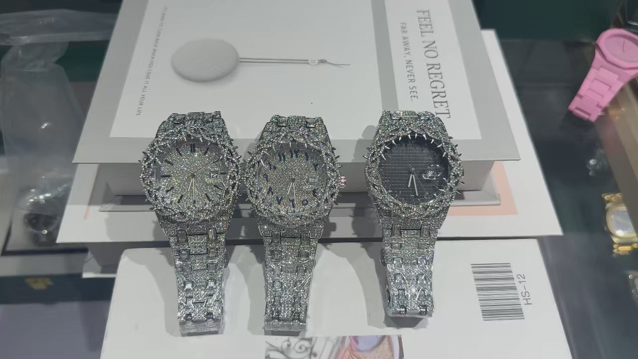 PINTIME Men's Thorn Spike Quartz Watch — Iced Out Rhinestone, Luminous Hands, Water-Resistant